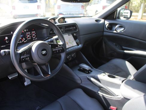 Used 2024 Nissan Z Performance w/ Floor Mat Package image 20