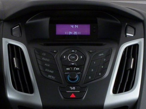 Used 2013 Ford Focus SE image 9