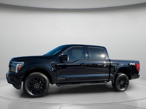 New 2025 Ford F150 Lariat w/ Equipment Group 501A Mid image 13