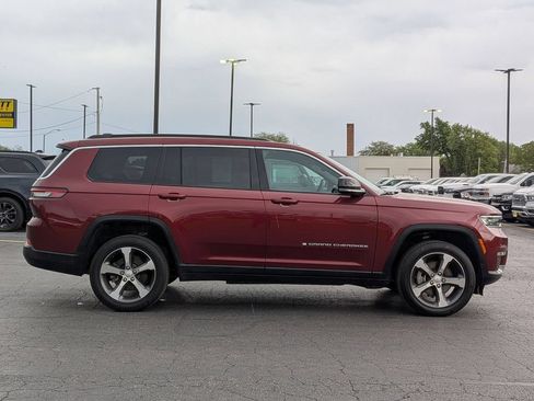 Used 2024 Jeep Grand Cherokee L Limited AWD/4WD image 8