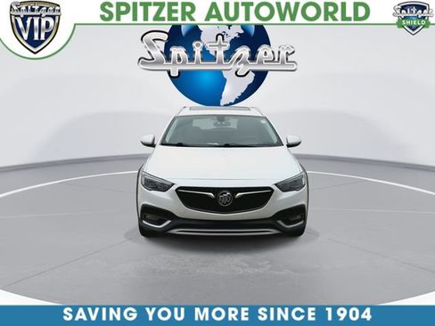 Used 2019 Buick Regal Essence w/ Sights and Sounds Package AWD/4WD image 4