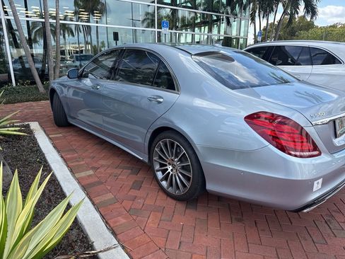 Used 2017 Mercedes-Benz S 550 Sedan image 6