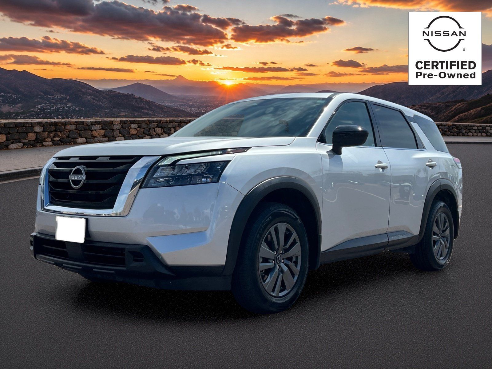 Certified 2025 Nissan Pathfinder S FWD image 2