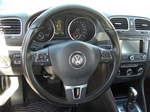 Used 2012 Volkswagen Golf TDI image 9