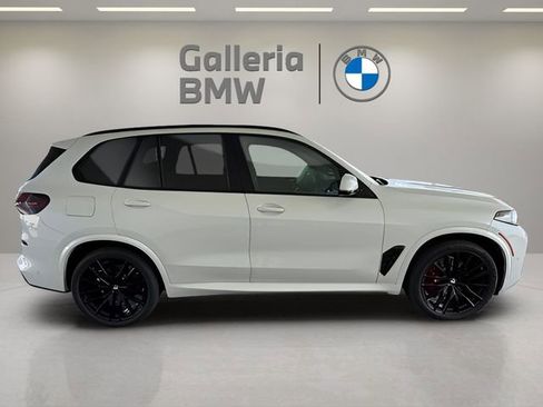 Used 2026 BMW X5 sDrive40i w/ M Sport Package image 5