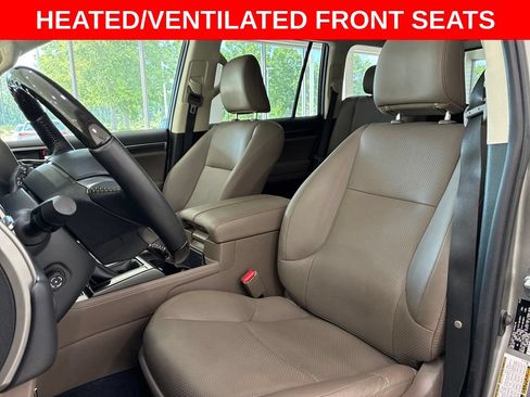 Certified 2023 Lexus GX 460 Luxury w/ Sport Design Package AWD/4WD image 10