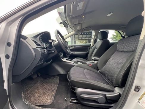Used 2019 Nissan Sentra SV image 15
