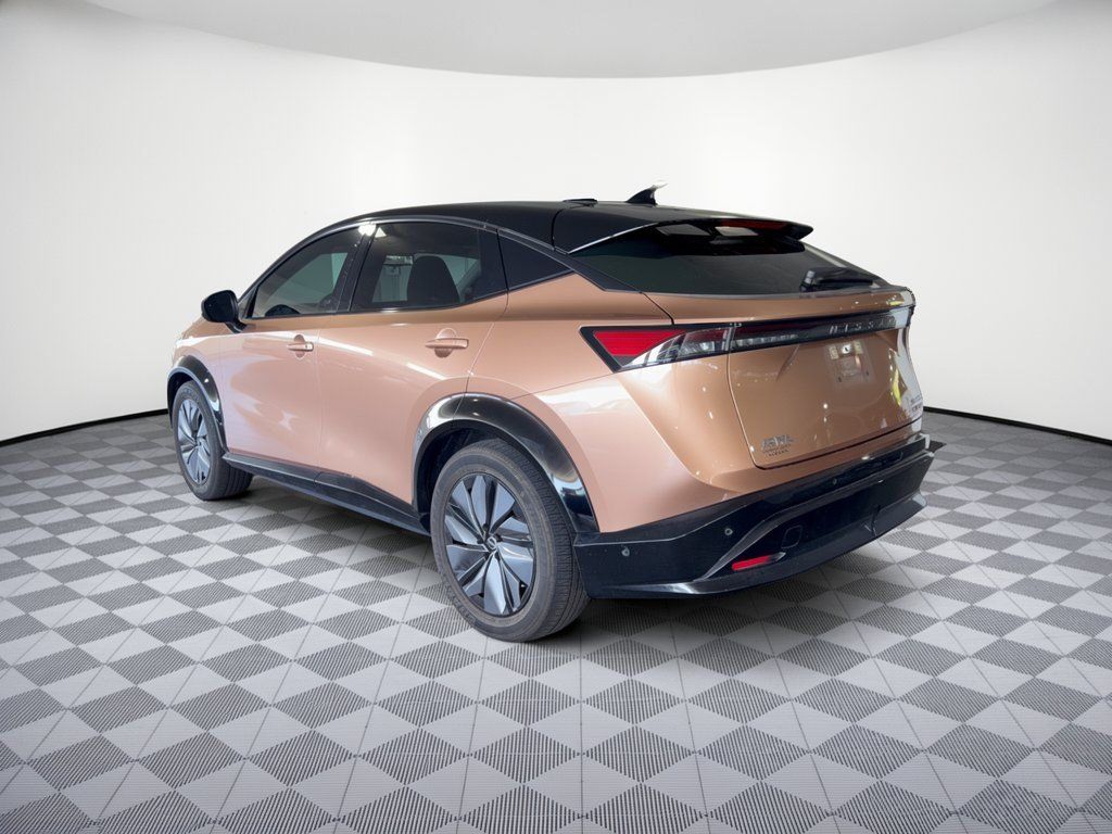 Used 2024 Nissan Ariya AWD image 3
