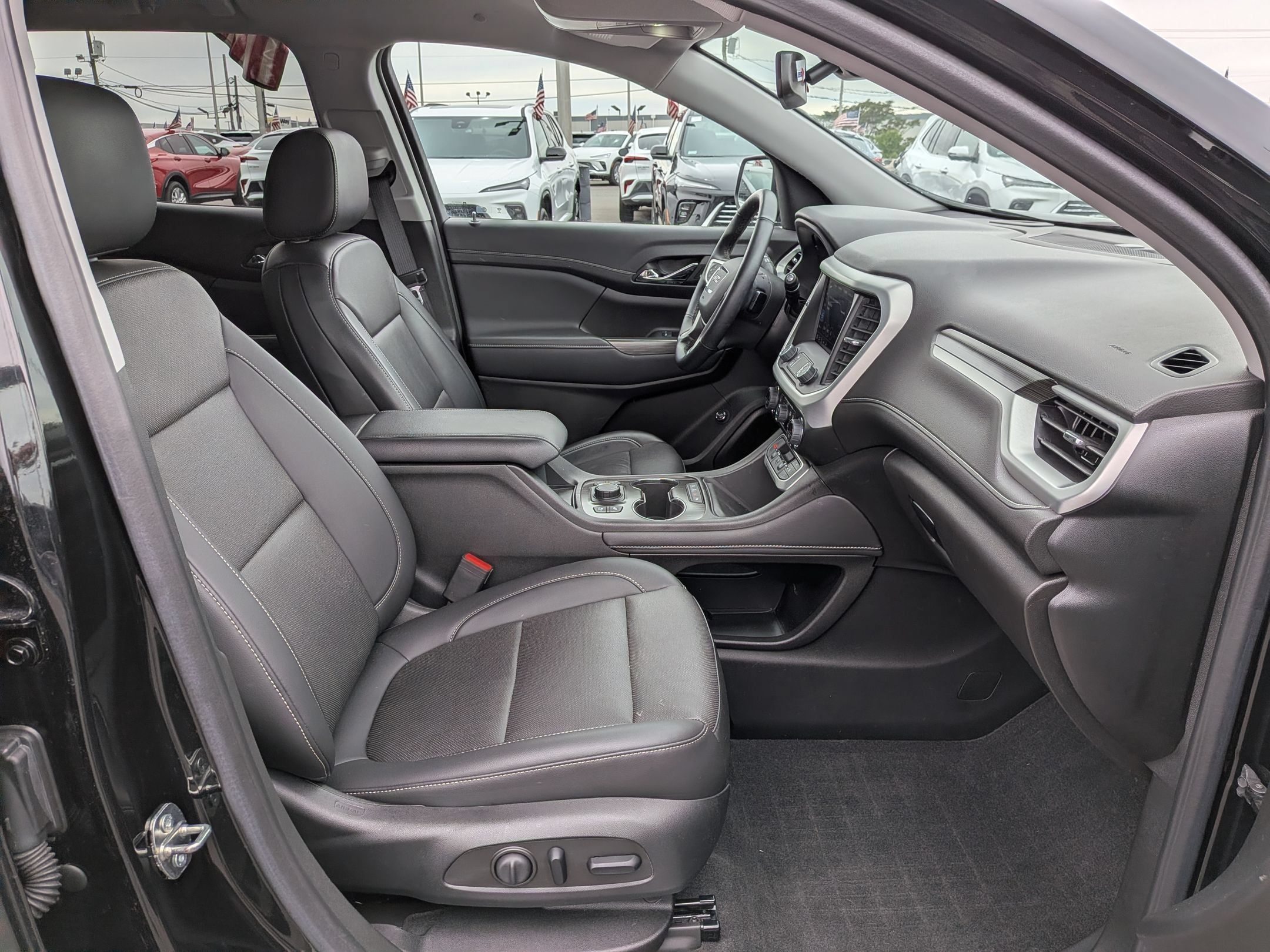 Certified 2023 GMC Acadia SLT w/ Preferred Package AWD/4WD image 27