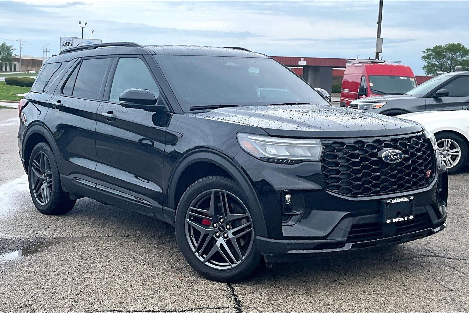 Used 2025 Ford Explorer ST RWD image 37