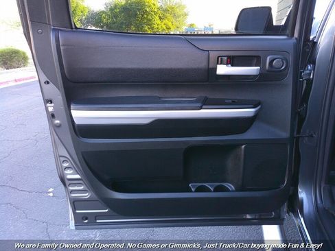 Used 2018 Toyota Tundra SR5 image 17