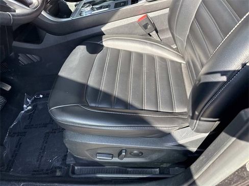 Used 2021 Ford Edge SEL w/ Convenience Package image 15