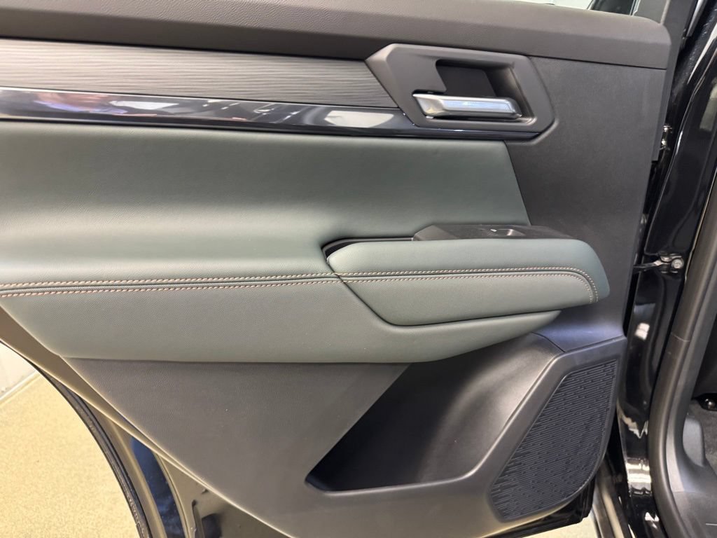 New 2026 GMC Terrain AT4 w/ LPO, Floor Liner Package AWD/4WD image 16