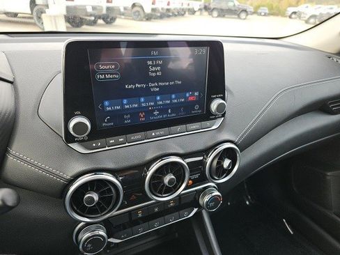 Used 2024 Nissan Sentra SV image 24