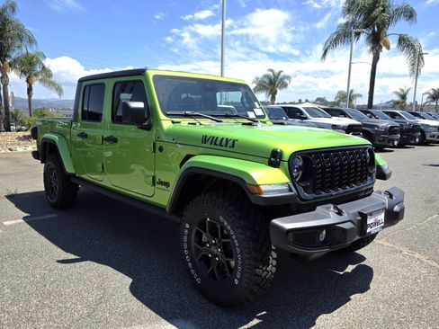 New 2025 Jeep Gladiator Willys image 5