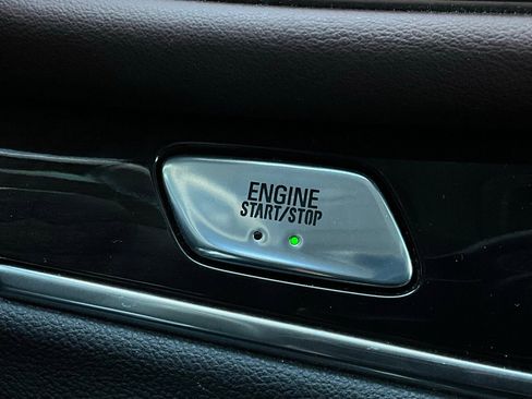 Used 2018 Buick Enclave Avenir w/ Avenir Technology Package image 34