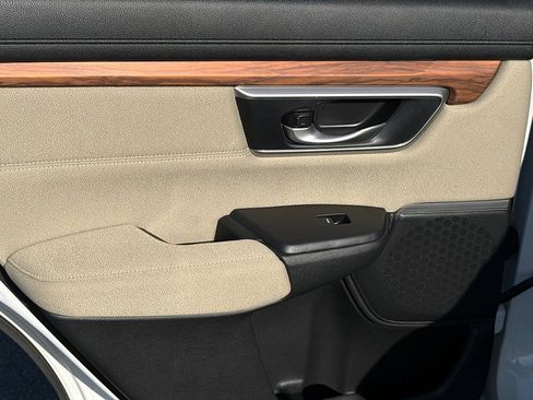 Used 2019 Honda CR-V EX image 8