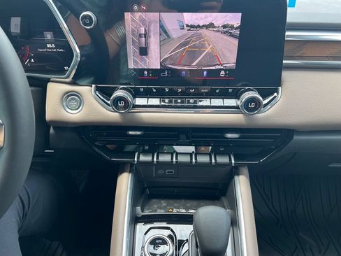 New 2026 GMC Canyon Denali AWD/4WD image 16