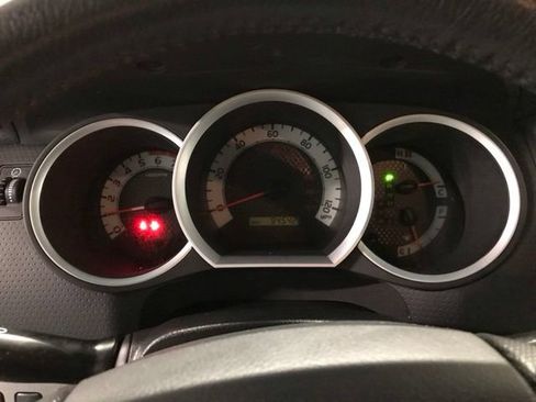 Used 2012 Toyota Tacoma 4x4 Double Cab w/ TRD Sport Pkg image 16