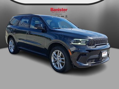 Used 2024 Dodge Durango GT AWD/4WD image 3