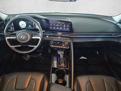 Used 2023 Hyundai Elantra Limited FWD image 18