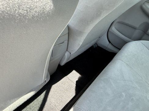 Used 2009 Toyota Corolla LE FWD image 12