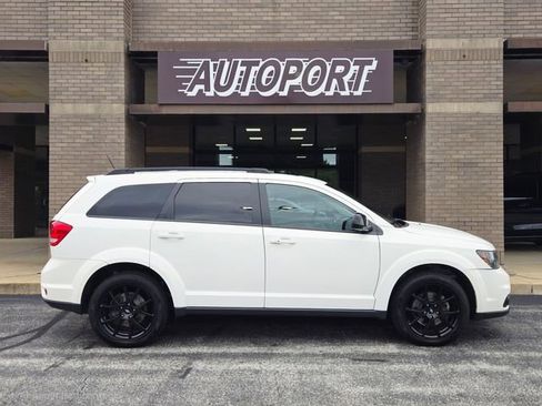 Used 2018 Dodge Journey GT w/ Nav & Sun Group AWD/4WD image 4