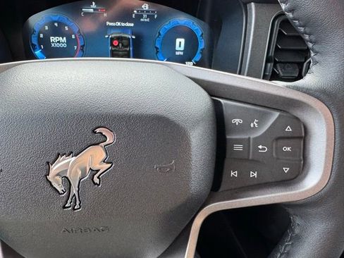 New 2025 Ford Bronco Badlands image 25