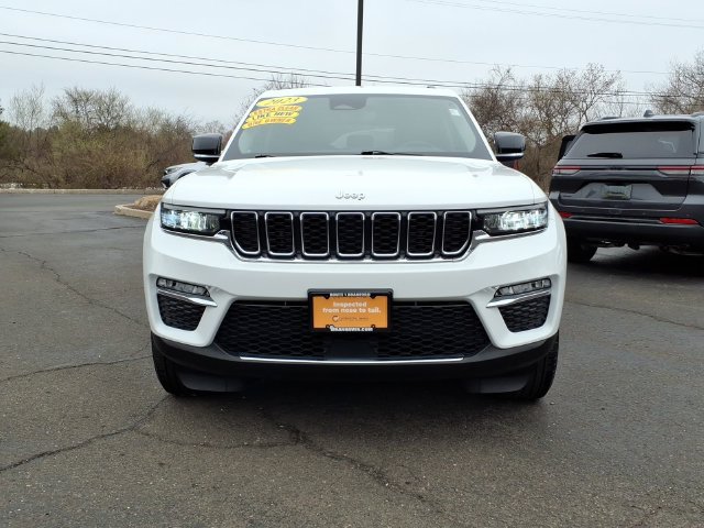 Used 2023 Jeep Grand Cherokee Limited AWD/4WD image 8