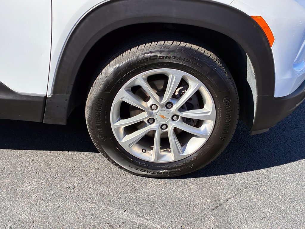 Used 2024 Chevrolet TrailBlazer LS AWD/4WD image 47
