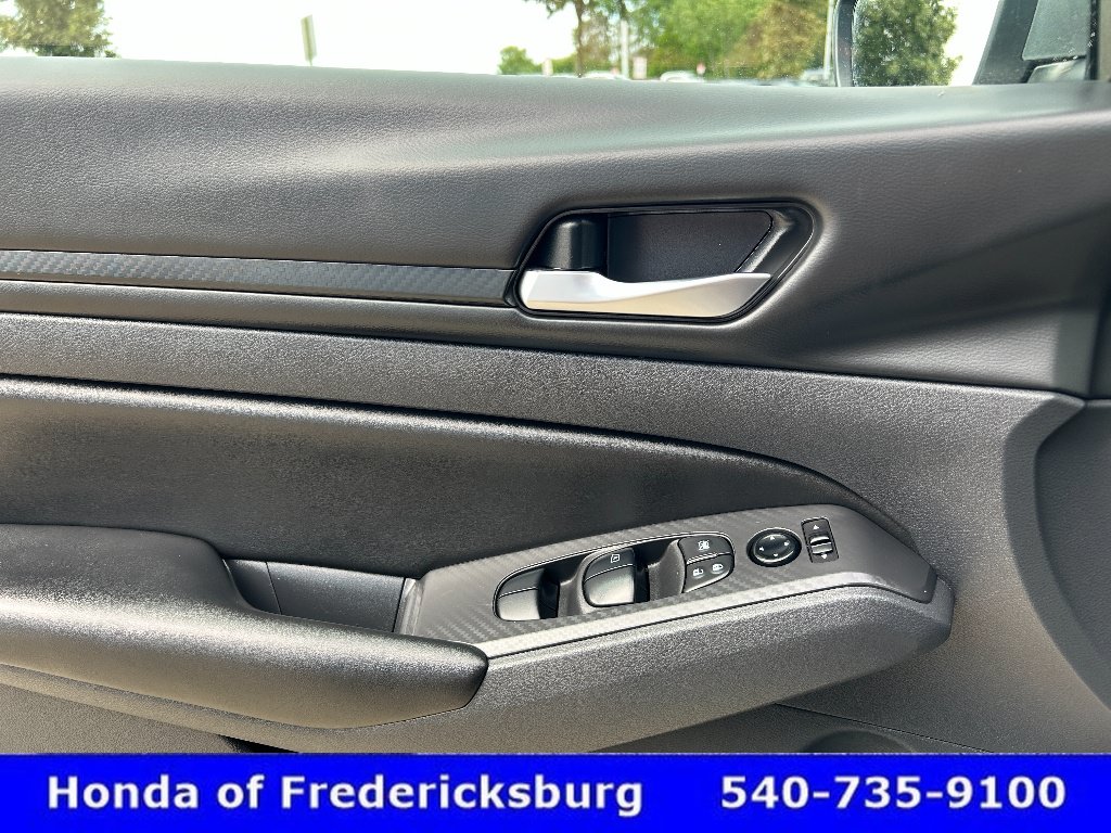 Used 2022 Nissan Altima 2.5 S FWD image 27