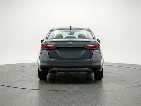 Used 2025 Nissan Versa SV image 7