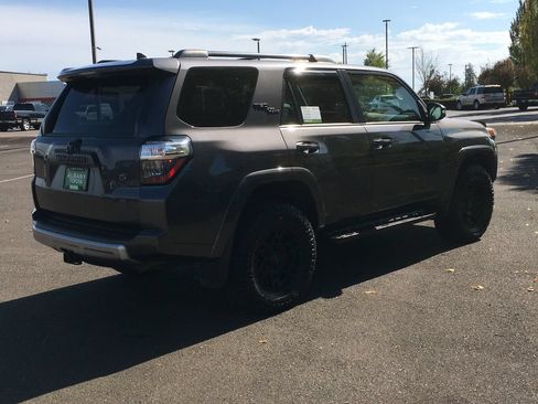 Used 2015 Toyota Highlander XLE AWD/4WD image 7