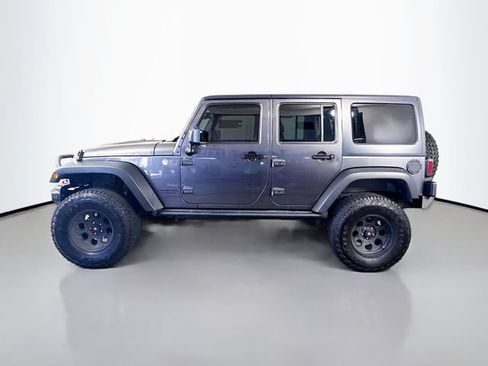 Used 2016 Jeep Wrangler Unlimited Rubicon AWD/4WD image 9