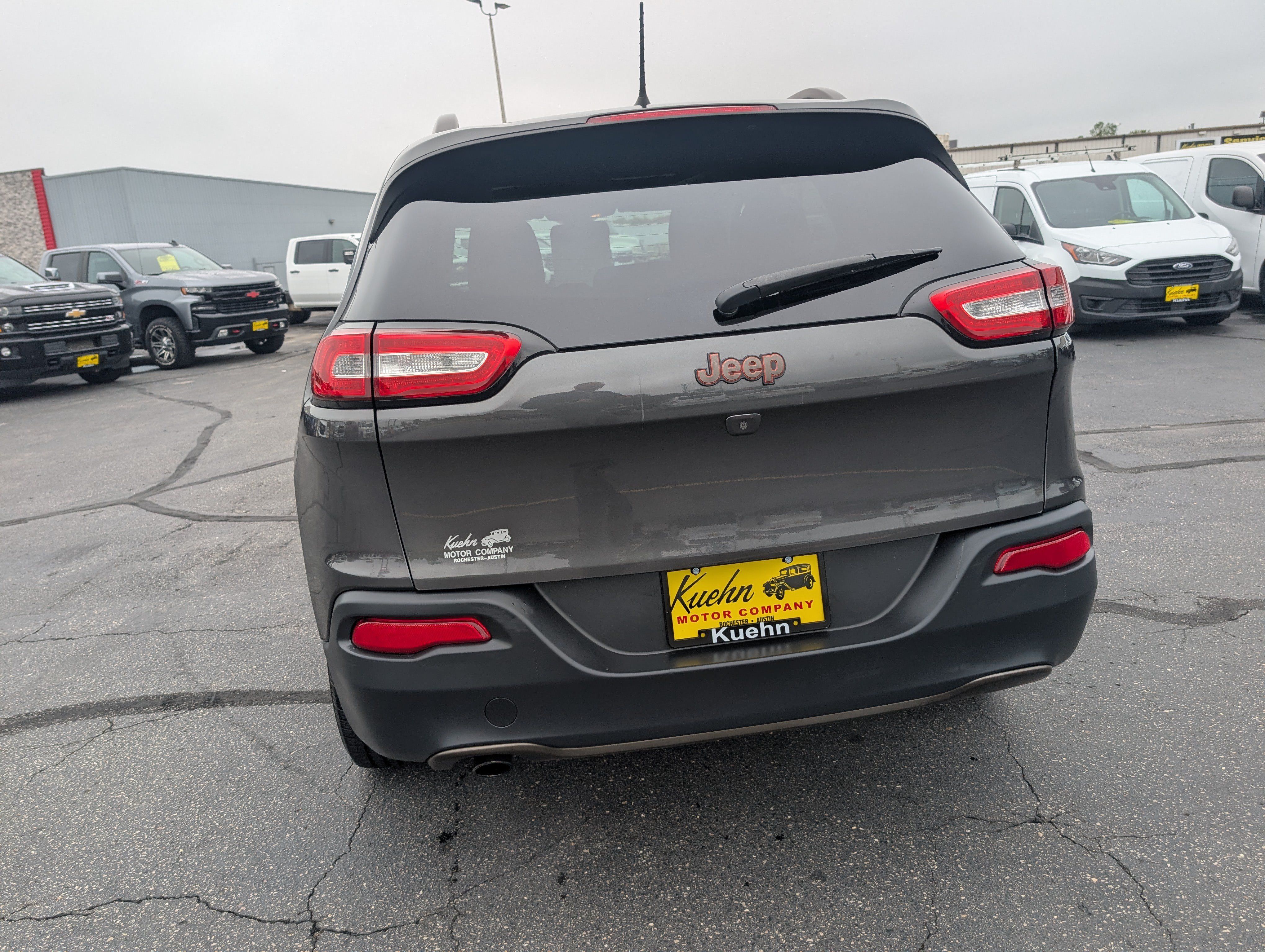 Used 2016 Jeep Cherokee 75th Anniversary FWD image 7