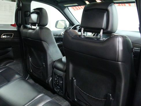 Used 2017 Jeep Grand Cherokee Limited AWD/4WD image 22