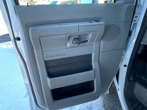 New 2024 Ford E-450 and Econoline 450 Super Duty w/ Power Windows & Locks Group image 13