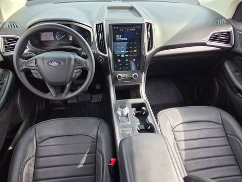 Used 2024 Ford Edge SE AWD/4WD image 9