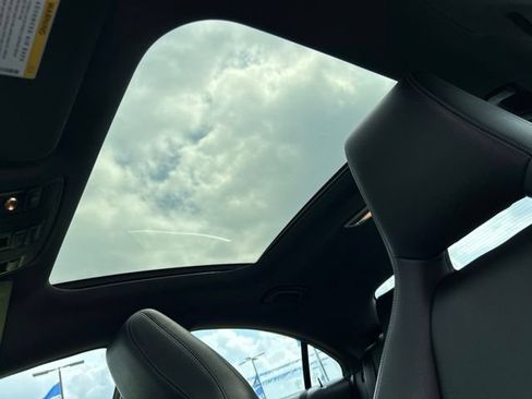 Used 2019 Mercedes-Benz CLA 250 4MATIC image 38