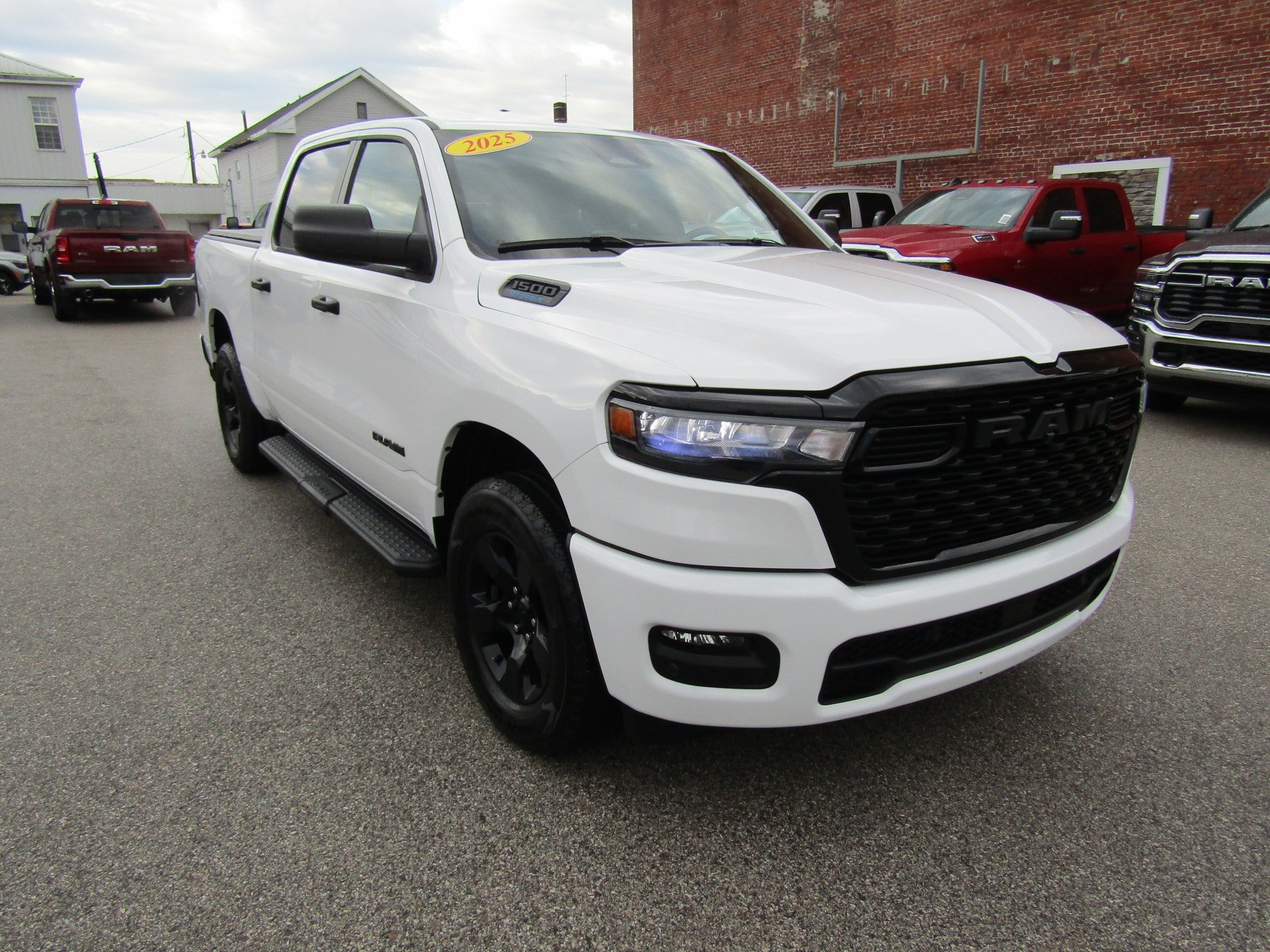 Used 2025 RAM 1500 Tradesman w/ Night Edition AWD/4WD image 1