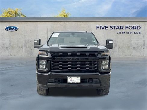 Used 2021 Chevrolet Silverado 2500 Custom w/ Custom Value Package image 4