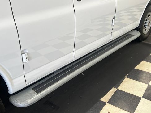 Used 2024 GMC Savana 2500 w/ Driver Convenience Package RWD image 19