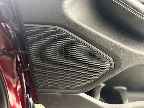 Used 2023 Jeep Grand Cherokee Altitude image 30