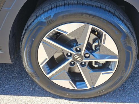 Certified 2025 Hyundai Tucson SEL image 21