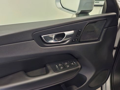 Certified 2022 Volvo XC60 B6 Inscription w/ Climate Package image 21