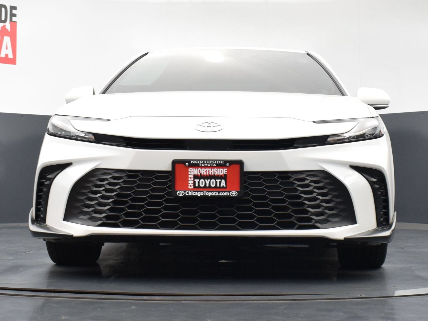 Used 2026 Toyota Camry SE FWD image 30