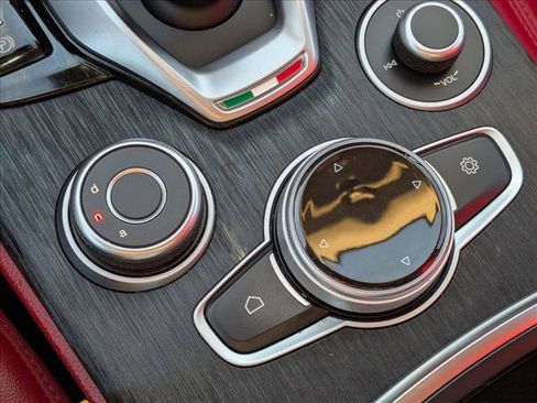 Used 2021 Alfa Romeo Stelvio Sprint w/ Sun & Sound Package image 13