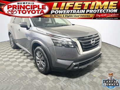 Used 2025 Nissan Pathfinder SV
