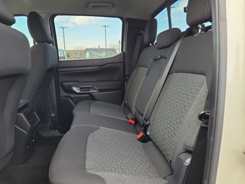 Used 2025 Ford Ranger XLT w/ Trailer Tow Package image 14