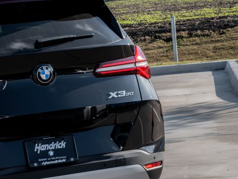 New 2026 BMW X3 xDrive30 w/ Premium Package image 7